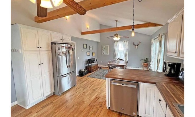 Town of Marbletown Casa | Stone Ridge Stunner