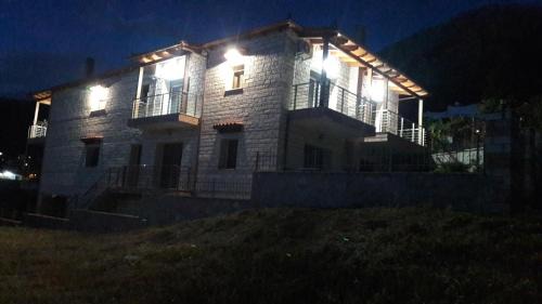 Alyki Casa | Stone Villa at Alyki Beach