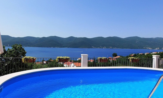 Viganj Villa | Stone Villa con piscina privada y vistas al mar increíbles