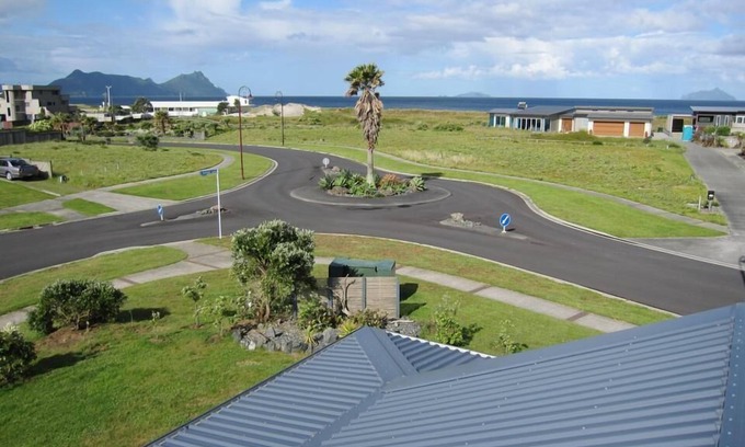 Ruakaka Casa | Stones Throw Beach House