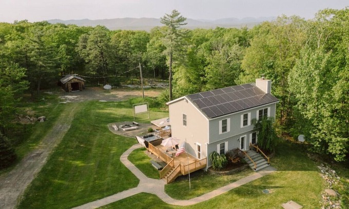 Kerhonkson Cabaña | Stony Kill Ranch - Bohemian Paradise on Minnewaska