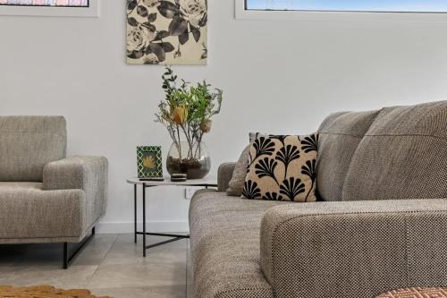 Reservoir Casa | Storey Time I 2BR Townhouse for Melbourne Travel