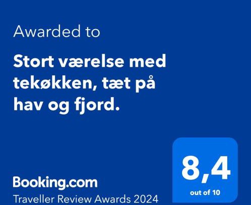Bedsted Casa | Stort værelse med tekøkken, tæt på hav og fjord.