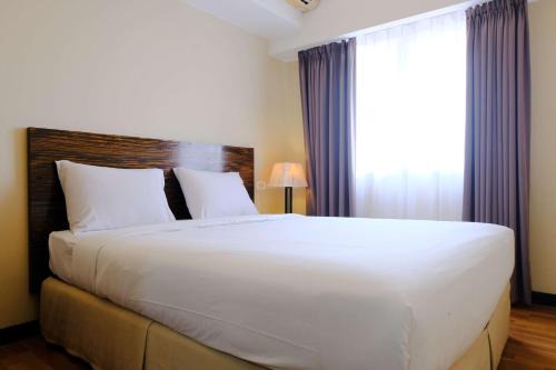 Braga Apartamento | Strategic and Comfortable 2BR at Braga City Walk Apartment By Travelio