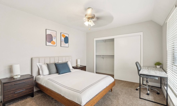 South Arlington Apartamento | Stratton 401A I Spacious 2 Bed 1.5 Bath