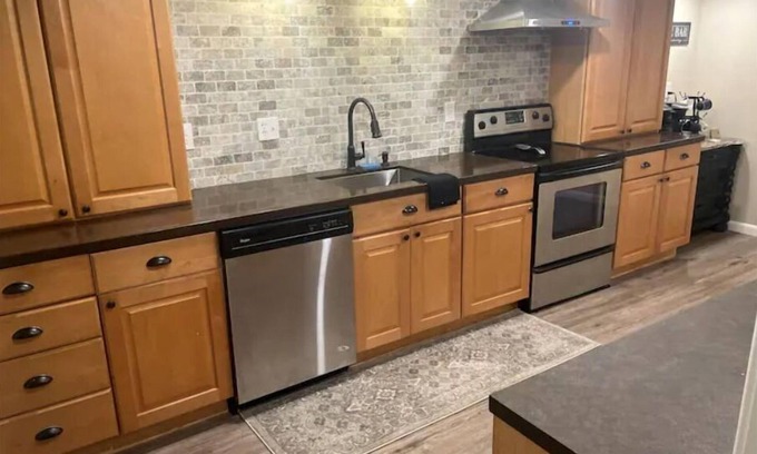 Statesville Apartamento | Streamview Retreat near I-77/40