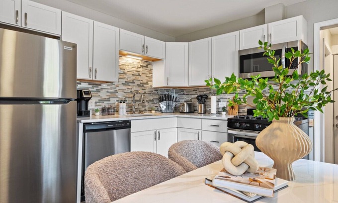 Streamwood Casa | Streamwood Gameroom K/Q Bd Pet Friendly