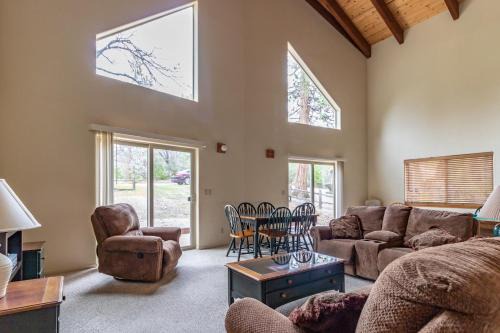 Bass Lake Casa | Streiff Lake House