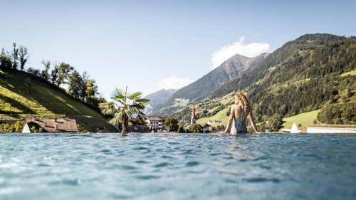 San Leonardo in Passiria Hotel | Stroblhof Active Family Spa Resort