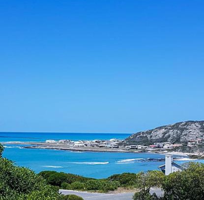 L'Agulhas Casa | Struispaleis