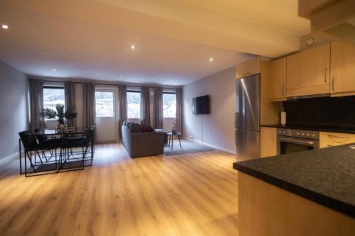 Stryn Apartamento | Stryn Apartments - City Center - Modern Suites