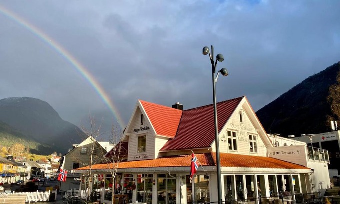 Stryn Casa | Stryn Kaffebar & Vertshus