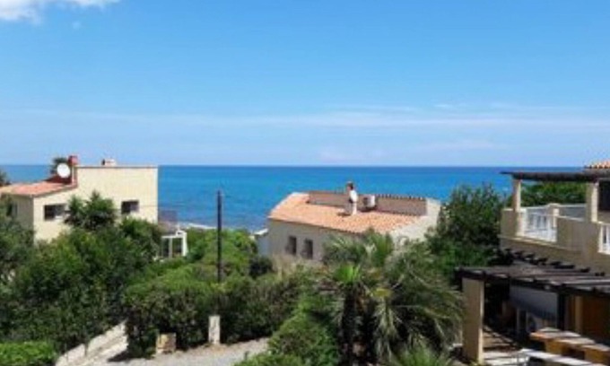 Bravone Apartamento | Estudio 1 - 50 m playa de arena y lugar tranquilo con árboles - vista al mar