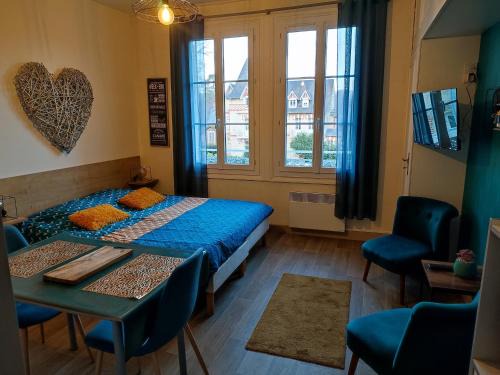 Bagnoles-de-l'Orne Apartamento | Studio 10, très bien placé, parking wifi gratuit