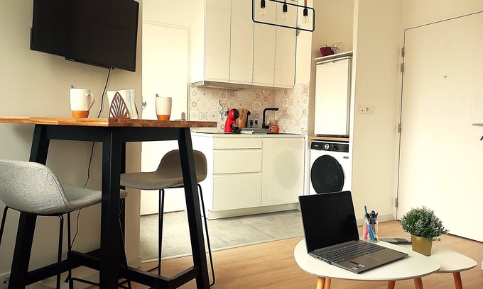 Cergy Apartamento | STUDIO 5MIN FROM STATION