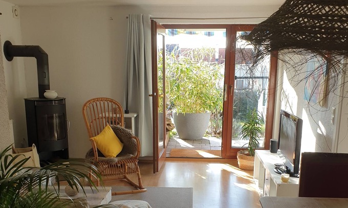 Neuffen Apartamento | Studio 22 comfortably newly renovated with sauna, fireplace and terrace fitness equipment