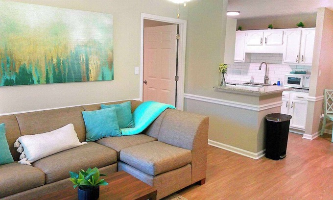 Pine Forest Apartamento | Studio 415 ~ Self Check-in, 1st Floor Apt