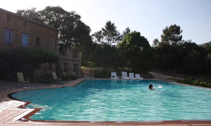 Signes Apartamento | Studio 5 in a charming building, swimming pool in the middle of vineyards