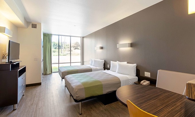 Montopolis Hotel | Studio 6 Austin, TX - Airport