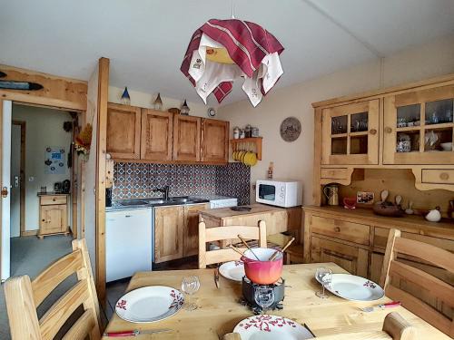 Saint-Jean-dʼAulps Apartamento | STUDIO ACCES PISCINE-SAINT JEAN D'AULPS STATION-4 PERSONNES DAILLES S22