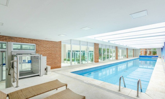 Matriz Apartamento | Studio opposite Shopping Curitiba with Garage, Batel