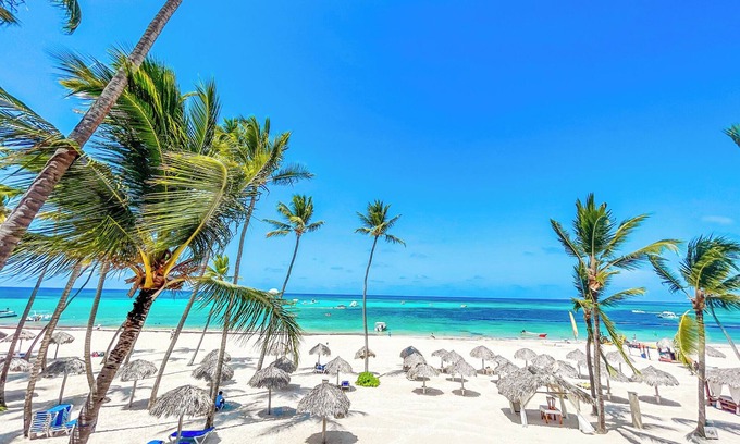 Bavaro Hotel | STUDIO APART HOTEL ROOFTOP POOL BEACH