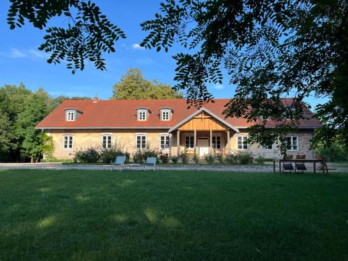 gmina Cegłow Apartamento | Studio apartament, Dwor Kuflew