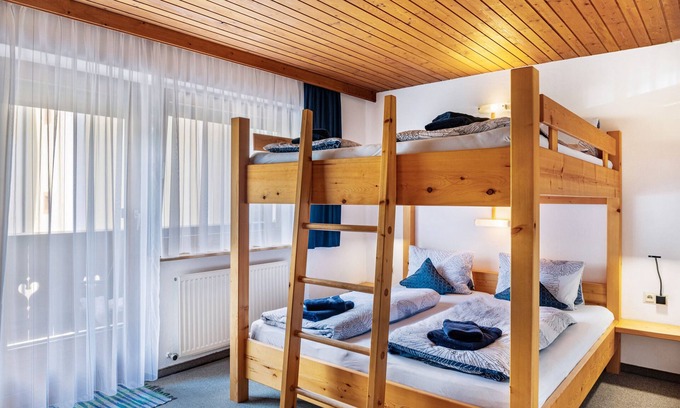 Ried im Zillertal Apartamento | Estudio 'Hochzillertal' con sauna, vistas a la montaña, balcón y Wi-Fi