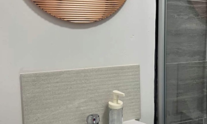 Wolverhampton Apartamento | Studio Apartment - 2 Guests