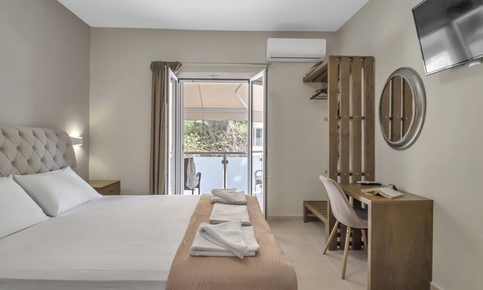 Perigiali Apartamento | Estudio 'K and A 2' con Balcón, Wi-Fi y Aire Acondicionado