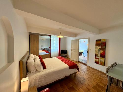 Verniolle Apartamento | Studio au Coeur du Village avec terrasse et parking proche de Pamiers