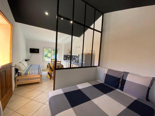 Carces Apartamento | Studio avec une belle terrasse Pour les amoureux
