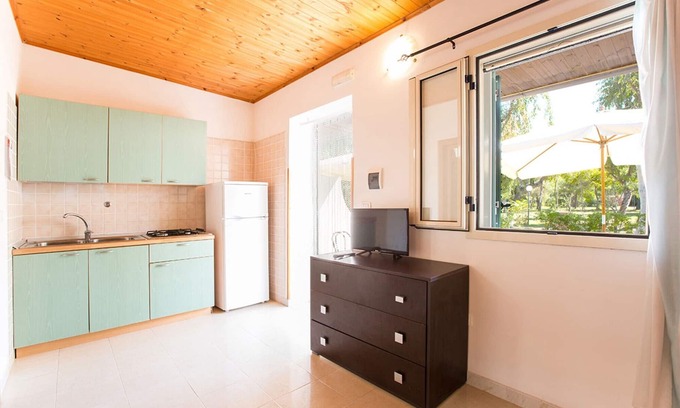 Chiesiola Apartamento | Estudio 'Baia Falcone-Monolocale Comfort 204' con vistas al mar, Wi-Fi y aire acondicionado