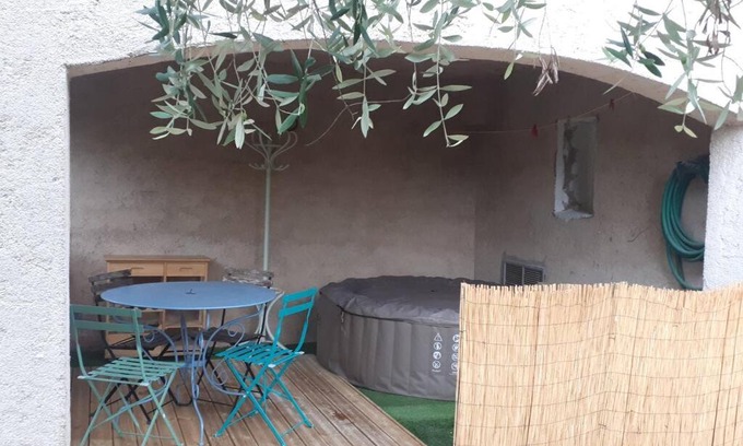 Le Tignet Apartamento | studio bas de villa, jardin et spa (été seulement)