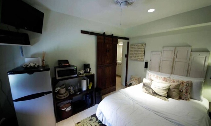 Folly Beach Apartamento | Studio- Behind Bert’s Market