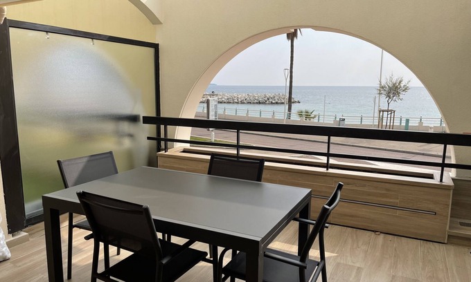 Le Suquet Apartamento | Cabaña Studio para 4 personas frente a la playa.