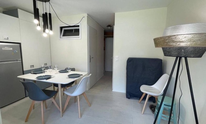 Argeles Plage Apartamento | Studio Cabine à 400m de la Plage, Rénové, Clim, Parking, 4 Couchages, TV, Lave-linge, Lave-vaisselle - FR-1-225-679