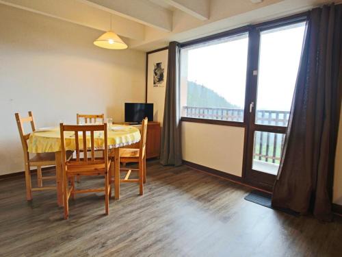 Chamrousse Apartamento | Studio cabine avec balcon et cuisine équipée à Chamrousse - FR-1-340-153