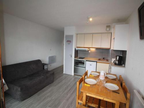 Auris Apartamento | Studio cabine fermée 4 pers au pied des pistes avec parking - Auris en Oisans - FR-1-297-334