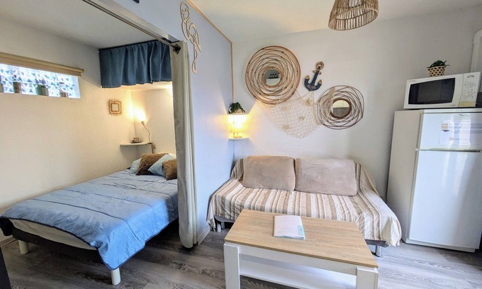 Marseillan Apartamento | Studio Calme & Agréable Avec Coin Nuit & Grande Terrasse