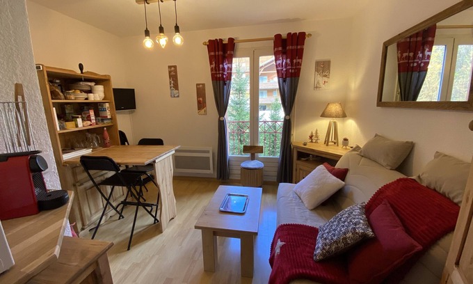 Allos Apartamento | STUDIO CENTER RESORT LA FOUX D'ALLOS SLEEPS 4 MOUNTAIN CHALET ATMOSPHERE