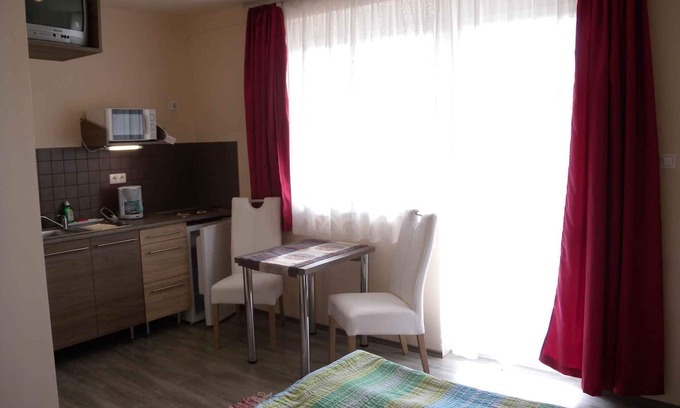 Balatonfoldvar Apartamento | Apartamento vacacional apto para niños con internet y barbacoa