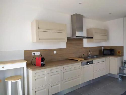 Saint-Gely-du-Fesc Apartamento | Studio climatisé calme et équipé pour trois jours minimun
