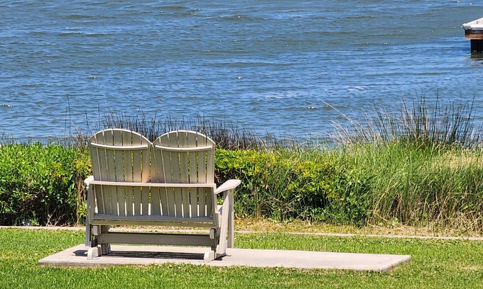 Atlantic Beach Apartamento | Studio condo with amazing water views, short walk to the beach