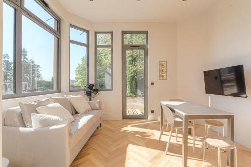 Ecully Apartamento | Studio confortable avec terrasse, Ecully