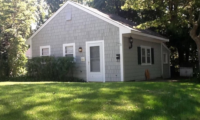 South Yarmouth Cabaña | Studio Cottage 1,000' to the beach- South Yarmouth