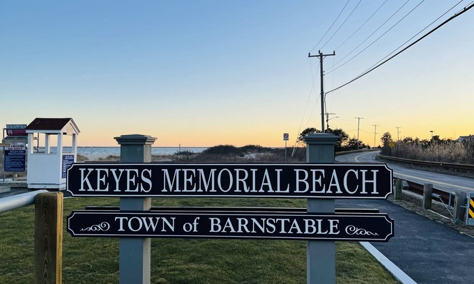 Hyannis Apartamento | Studio COTTAGE # 2- WALK to Keyes Memorial BEACH Barnstable- Hyannis