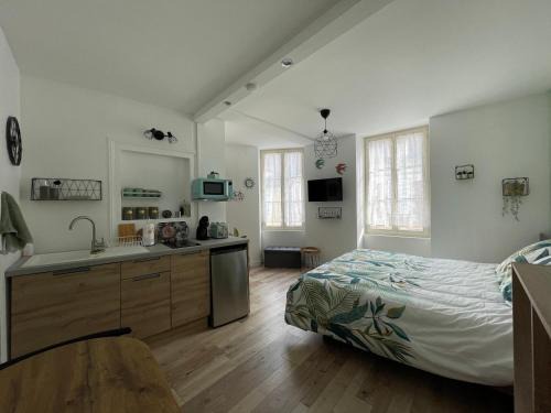 Accolay Apartamento | Studio de la Poterie