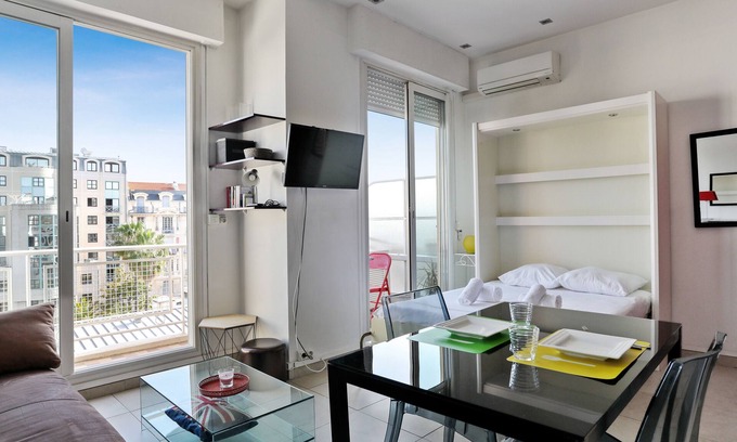Gambetta Apartamento | Cozy and calm studio with balcony in the heart of Nice - Welkeys