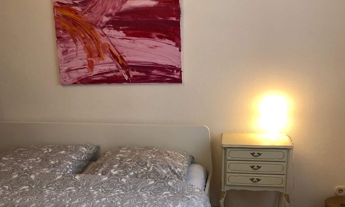 Moersenbroich Apartamento | studio e - Quiet central 1 bedroom apartment for 2-3 guests